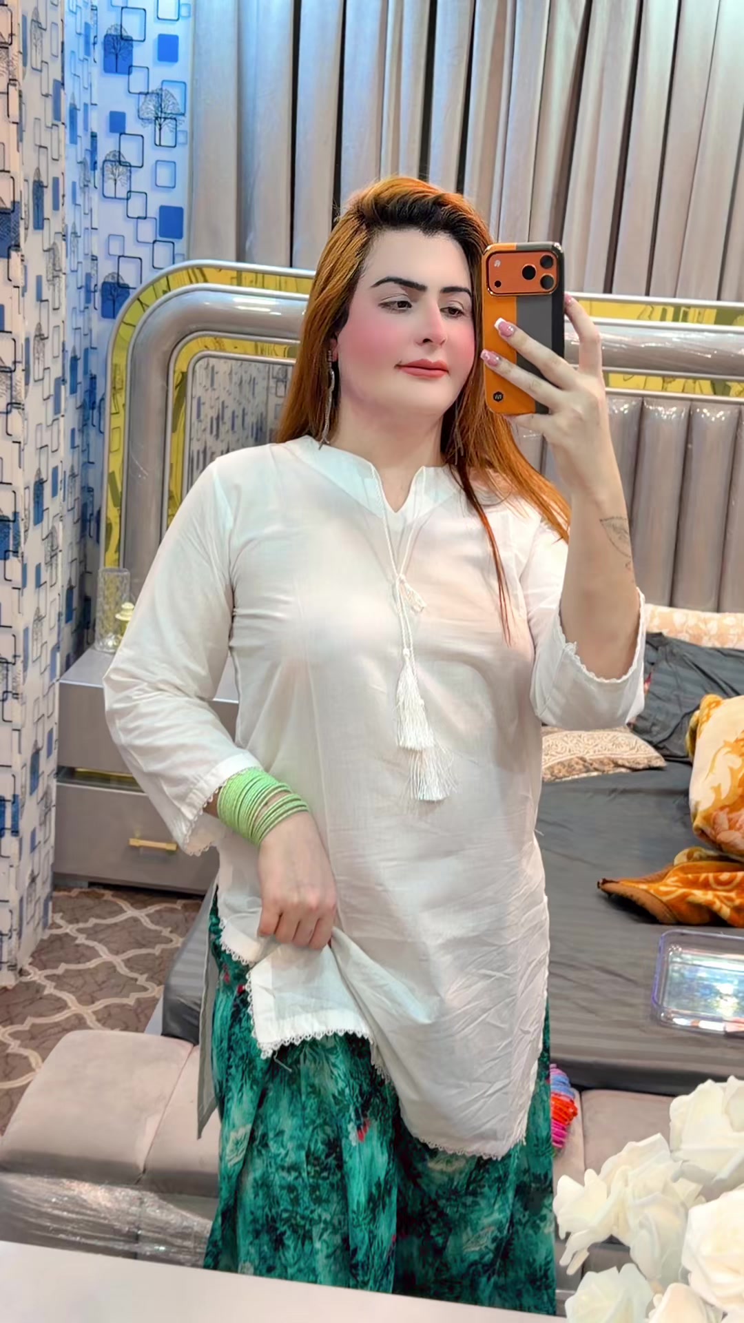 @Riya Khan34