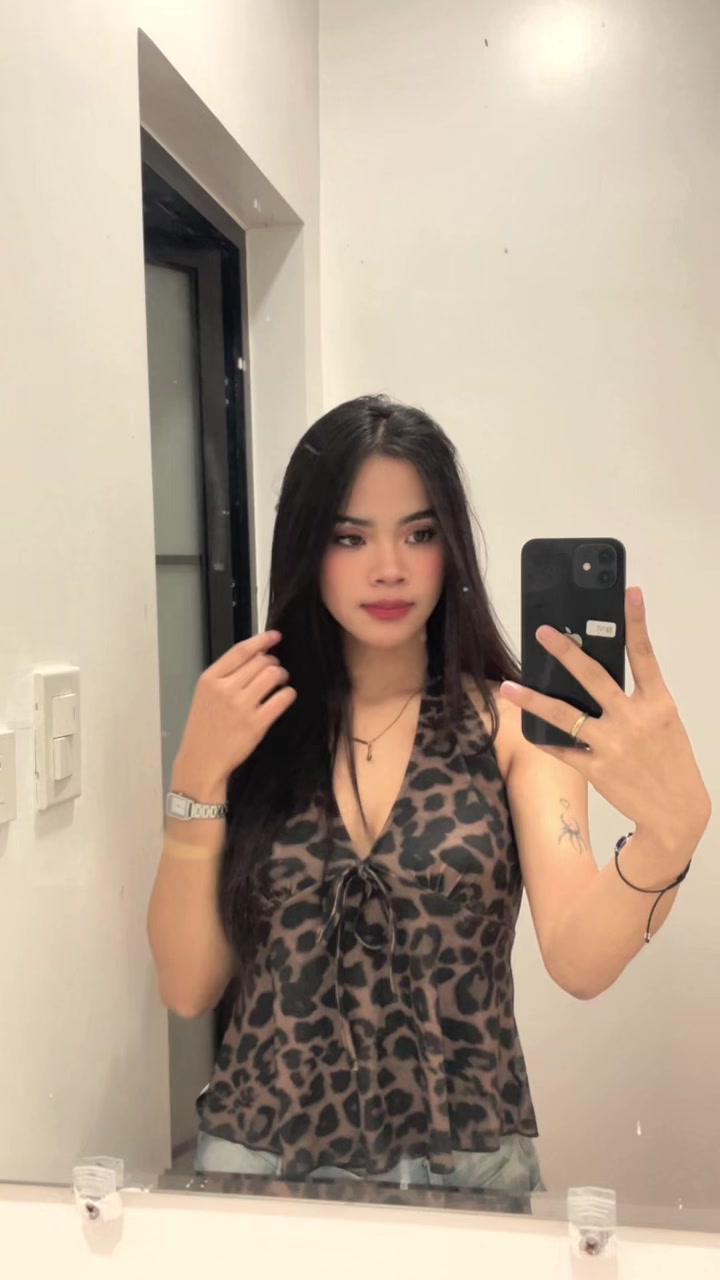 @Nicole
