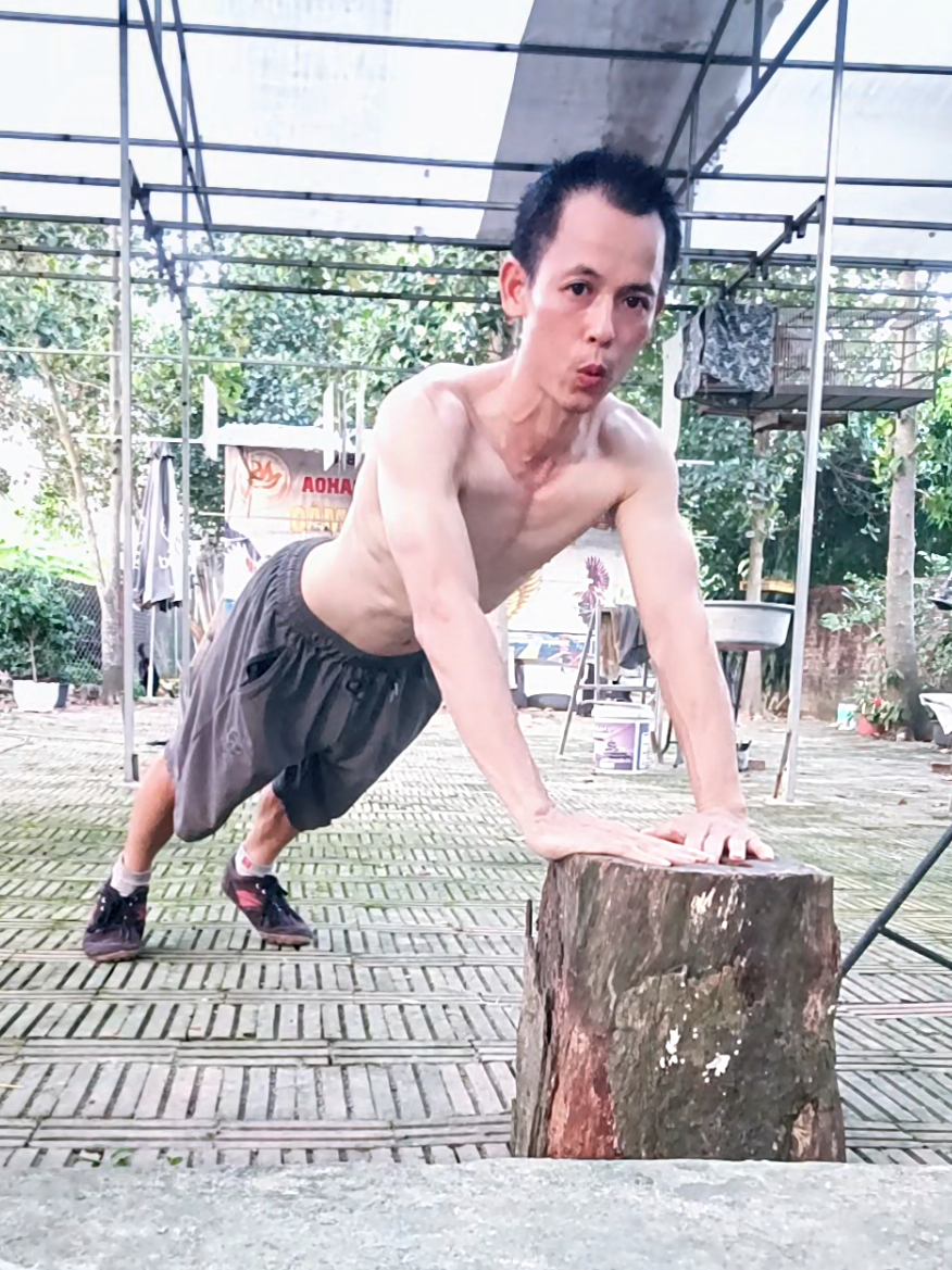 @Ông Bố U45 Xây Kênh