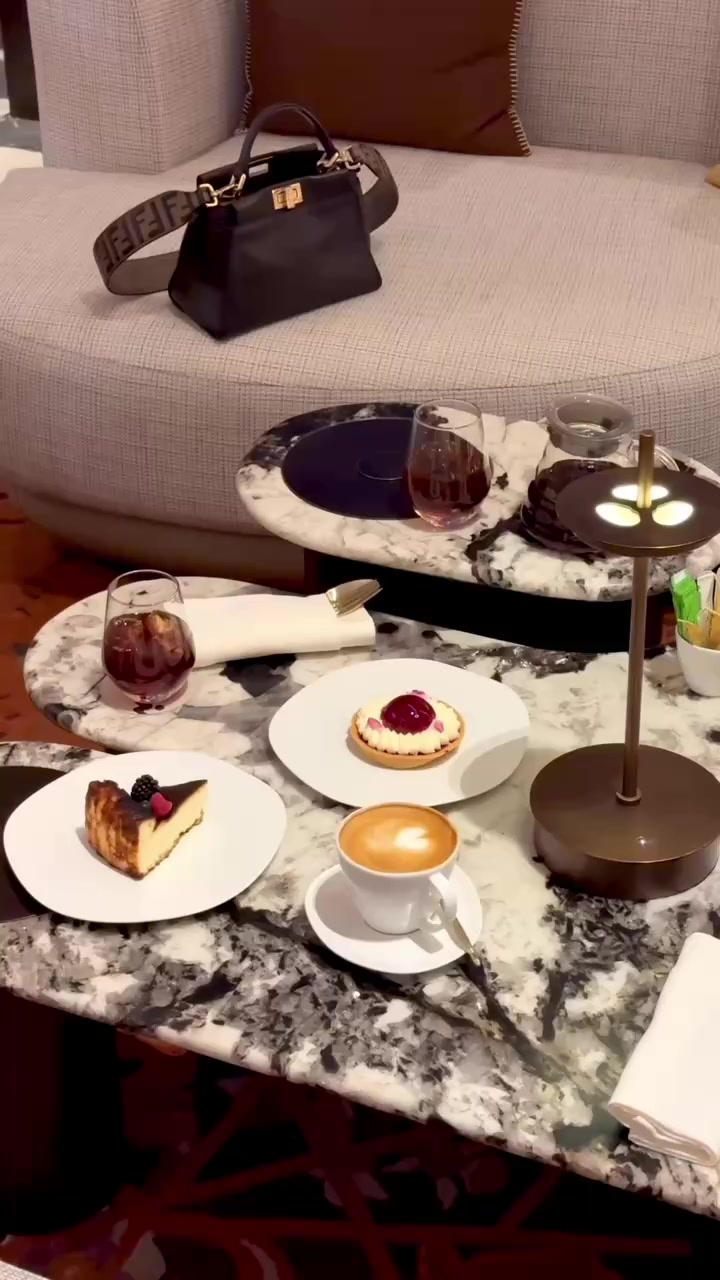 @نورا السبيعي ☕️🍂🪞