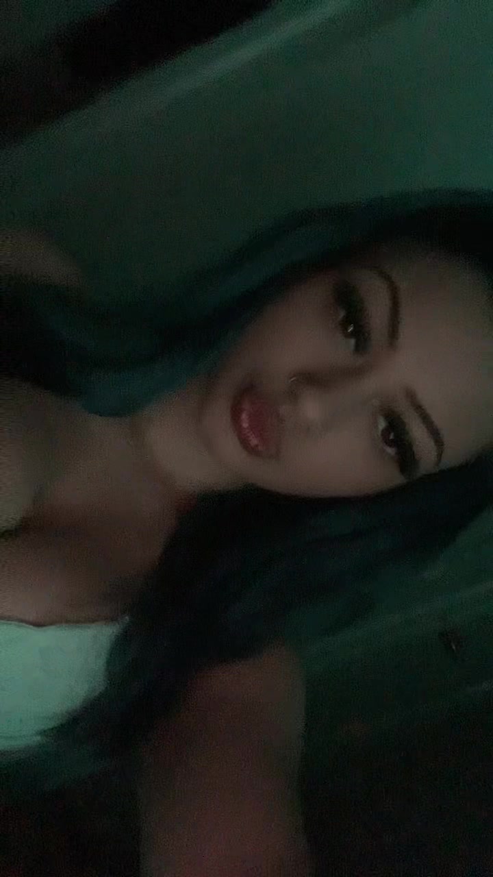 @Niki j