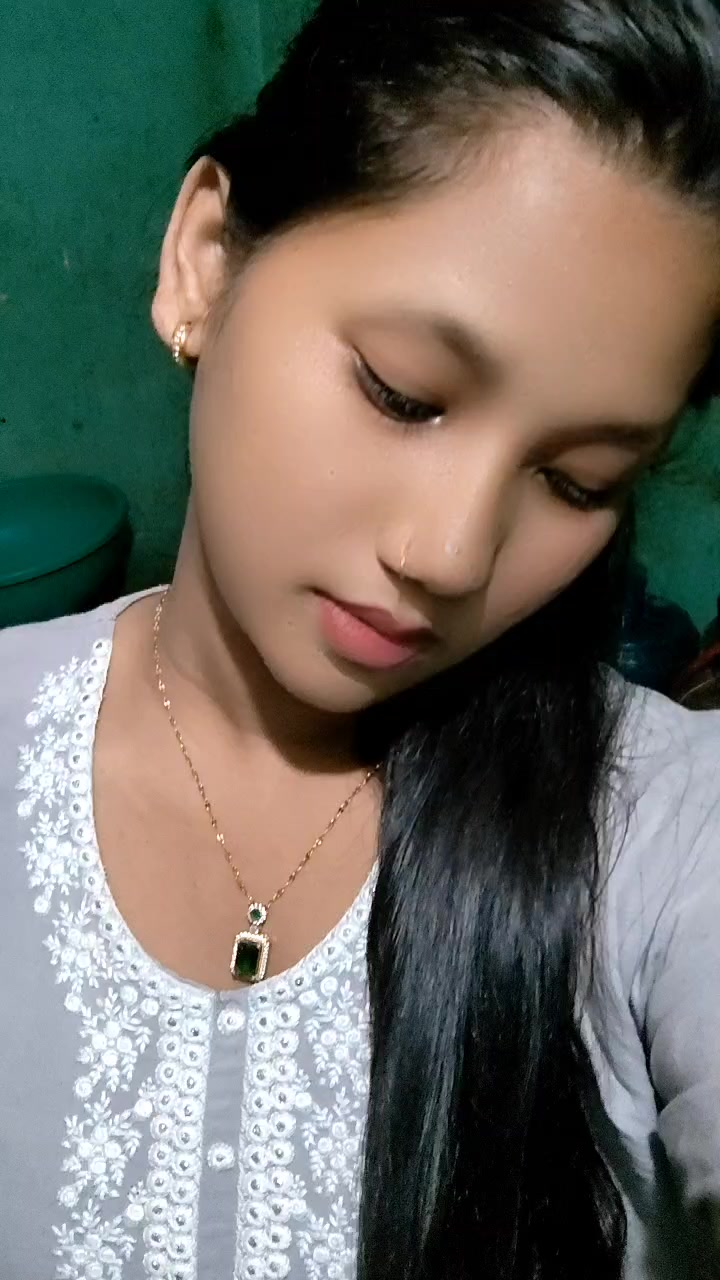 @🦋Alone 🍁girl🦋🥀❤🩹💋