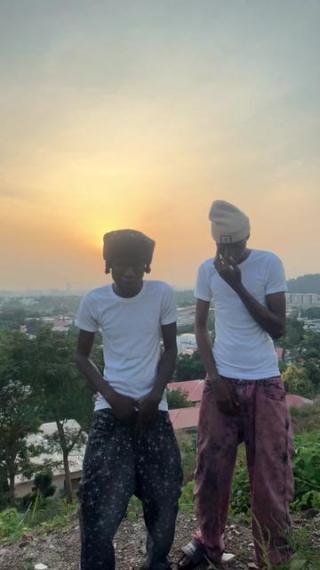 @AREMULEKKI🎧👻🤡