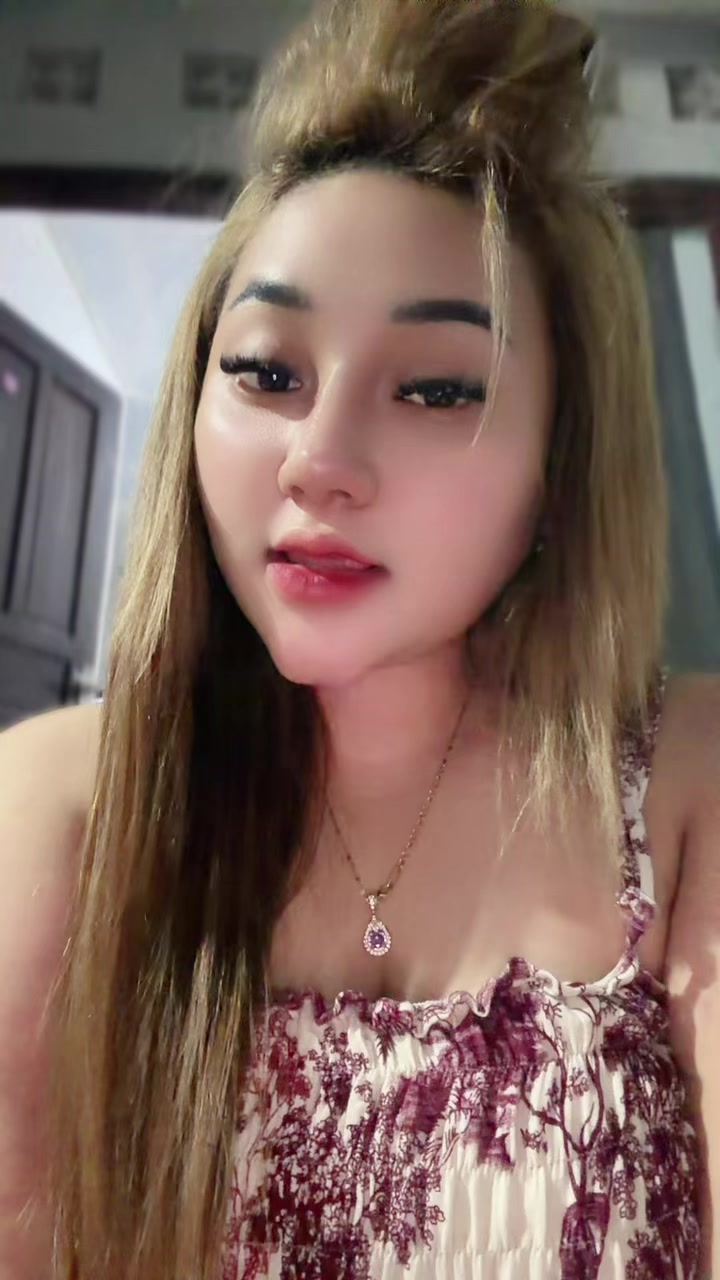 @inisintottyy