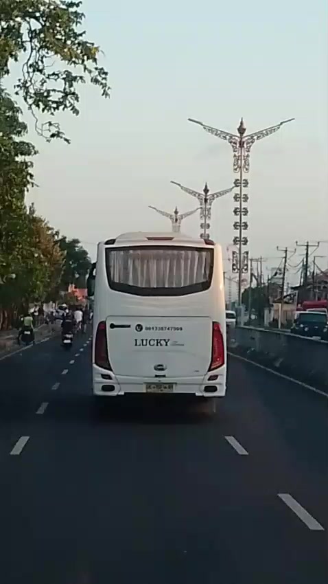 @Putu Lucky999