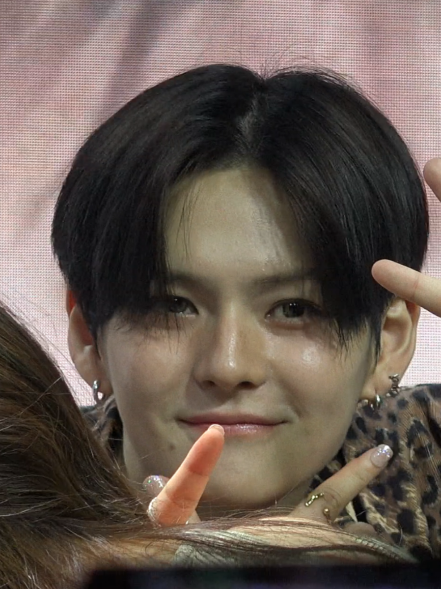 @𝐓𝐚𝐢♡<𝗪𝗼𝗻𝗱𝗲𝗿 𝗠𝗮𝗿𝗸>