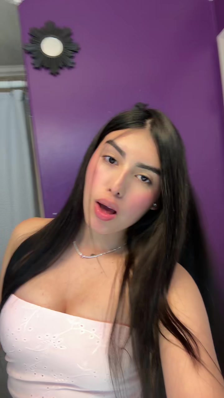 @Brii🖤🌸