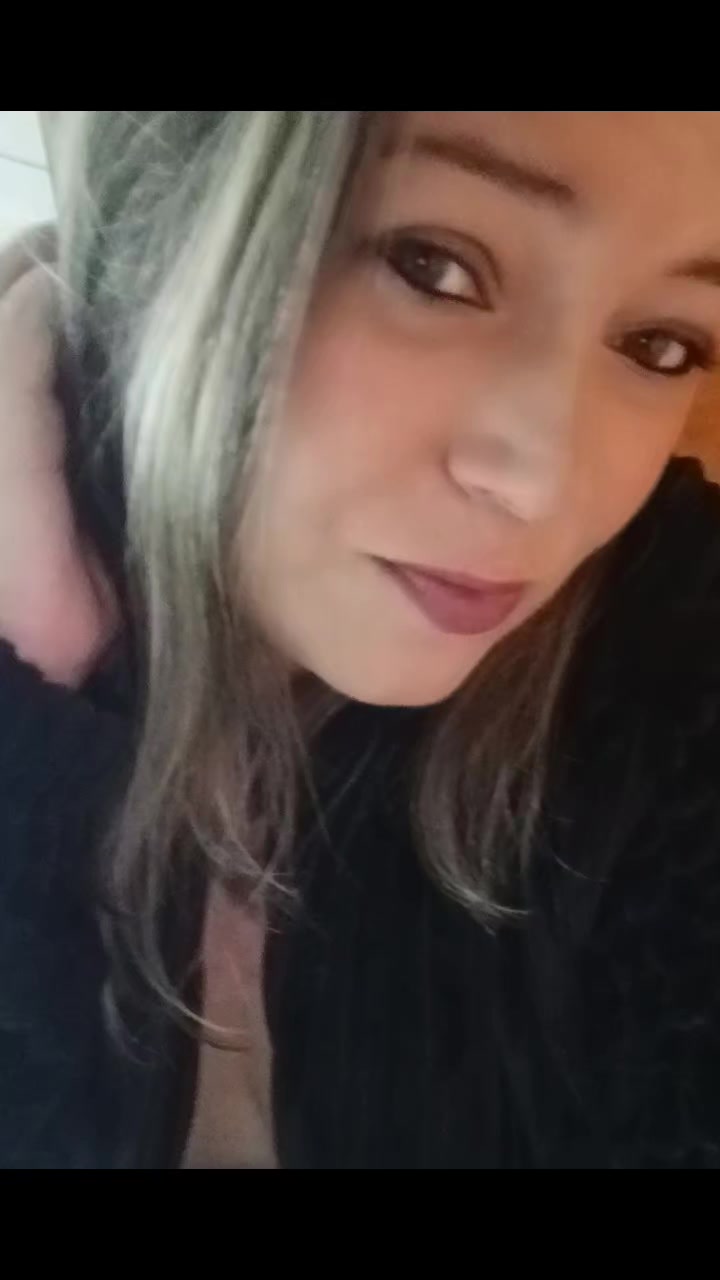 @simonehobold