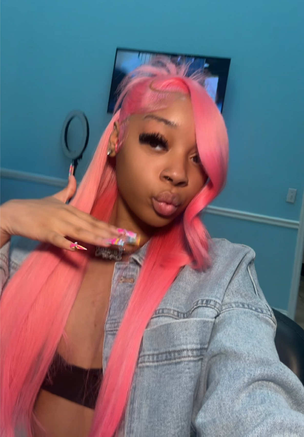 @Jasalyn Marie ᥫ᭡.