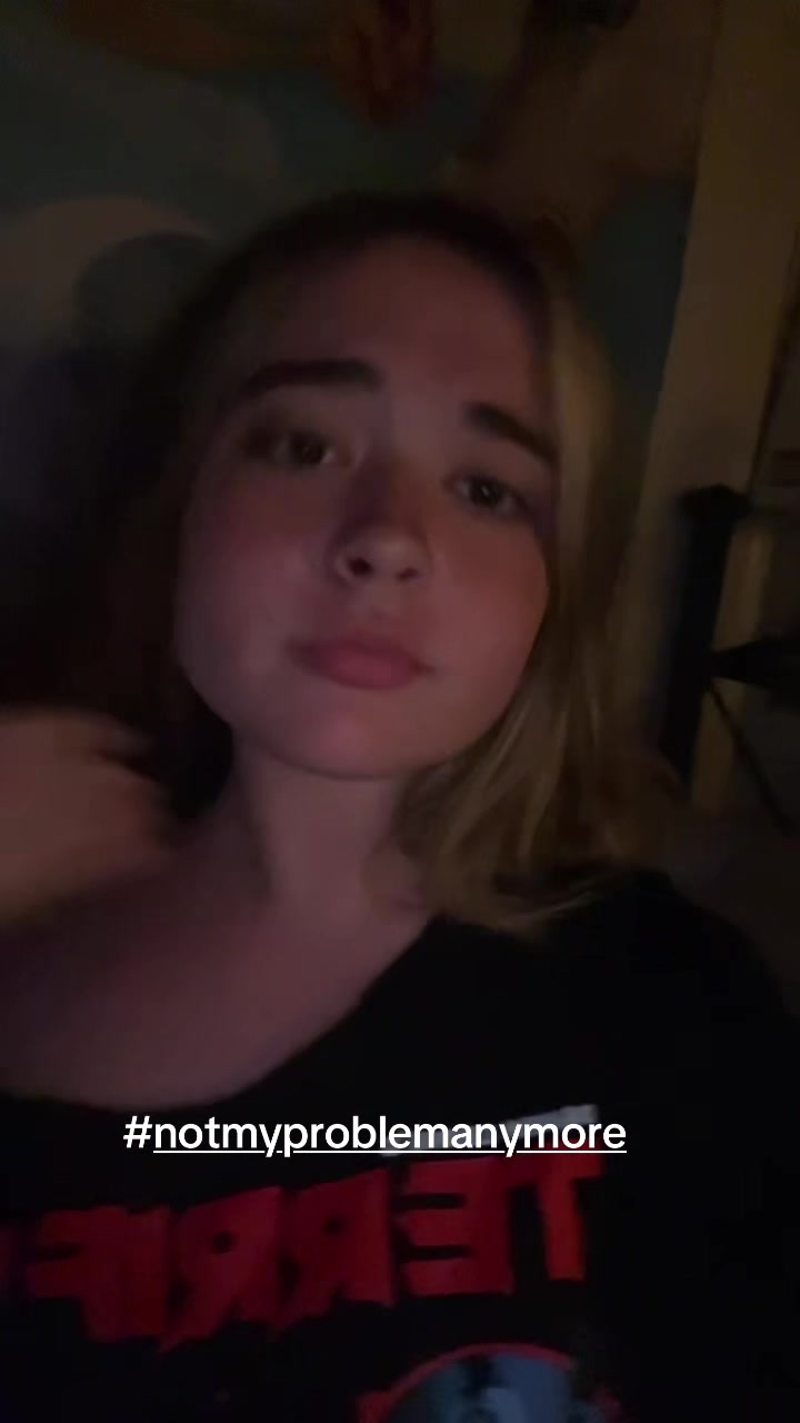 @👻