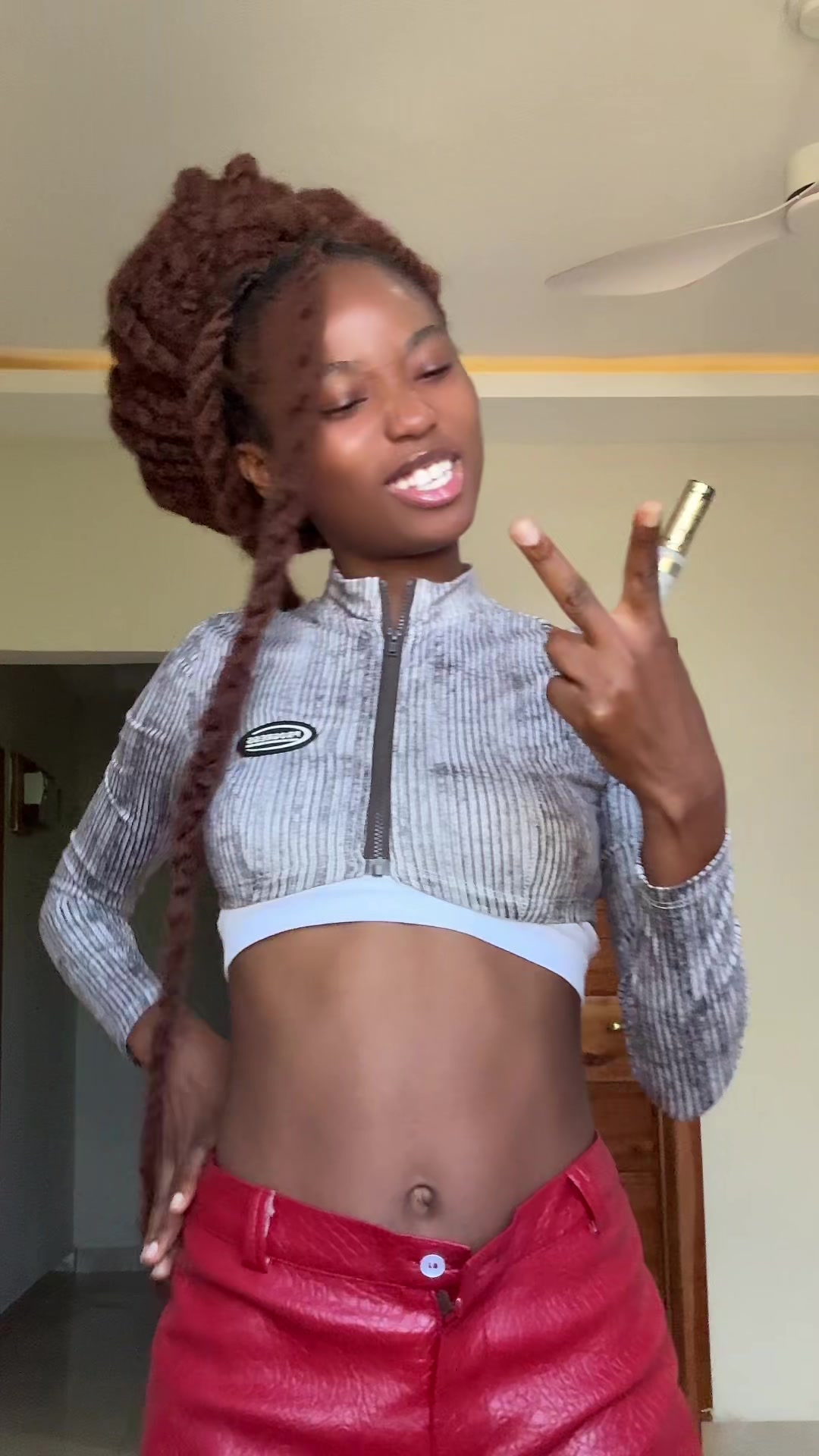 @Reina🥰🔥