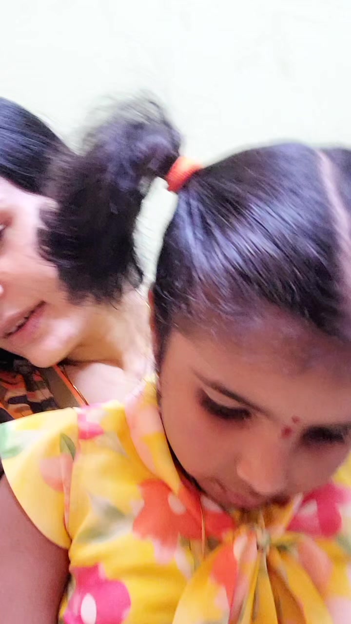 @DUBAI LO RADHA