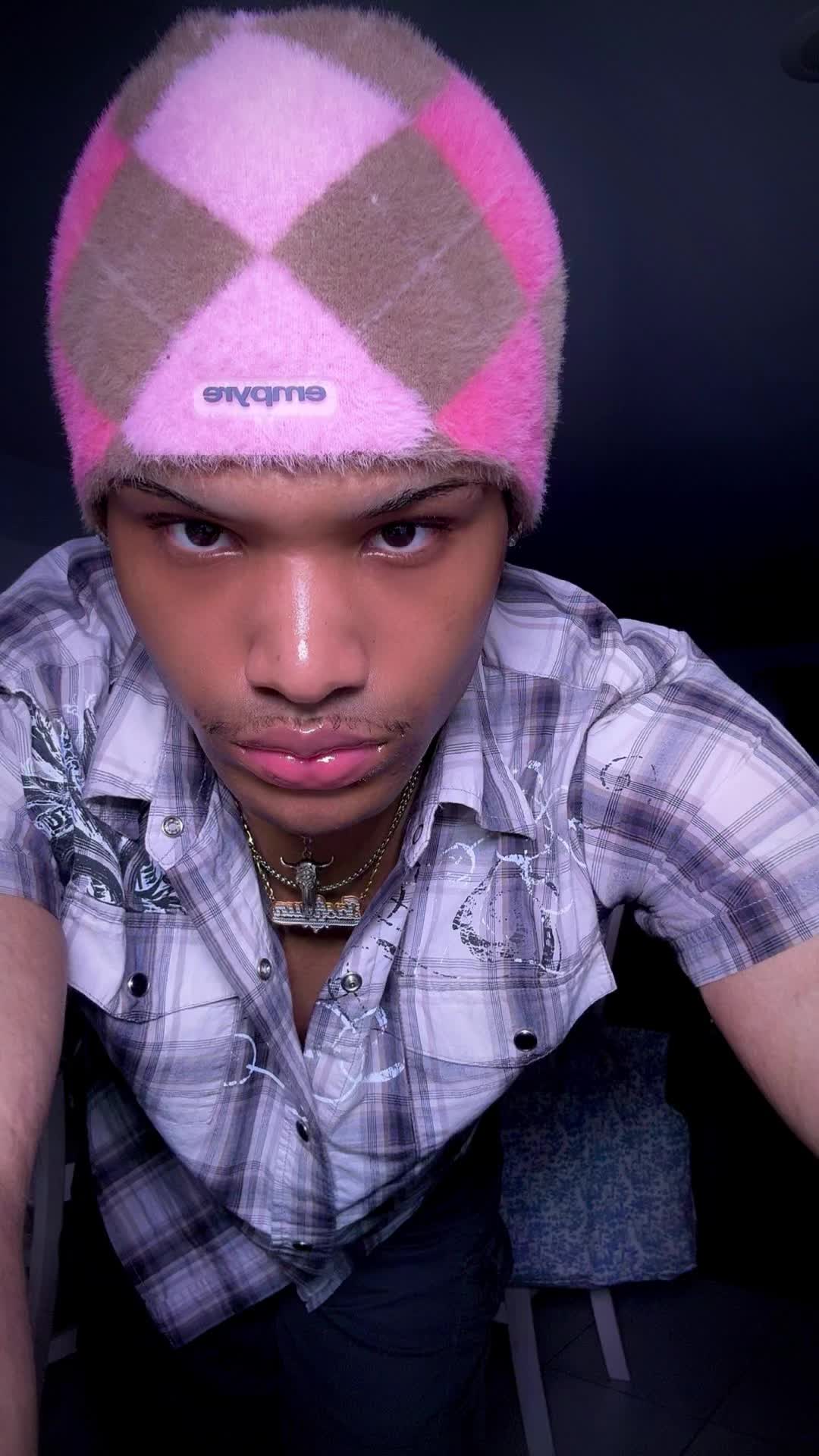 @tr4pv4nity