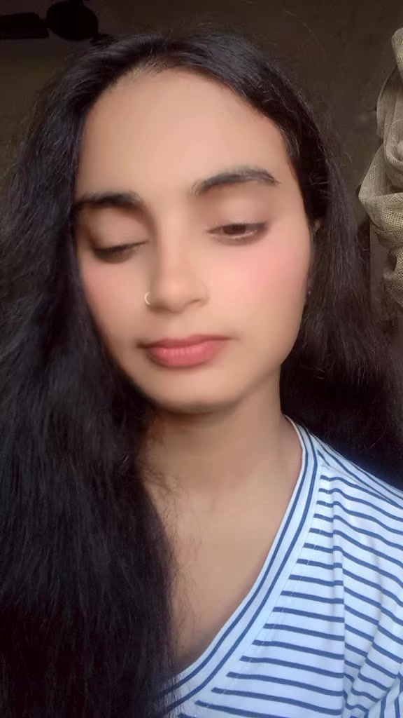 @๐๐ฅฐ Cute ๐๐ girl ๐
๐โฃ๏ธ