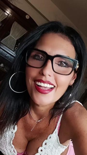 @👑🌺Ylenia🌺👑