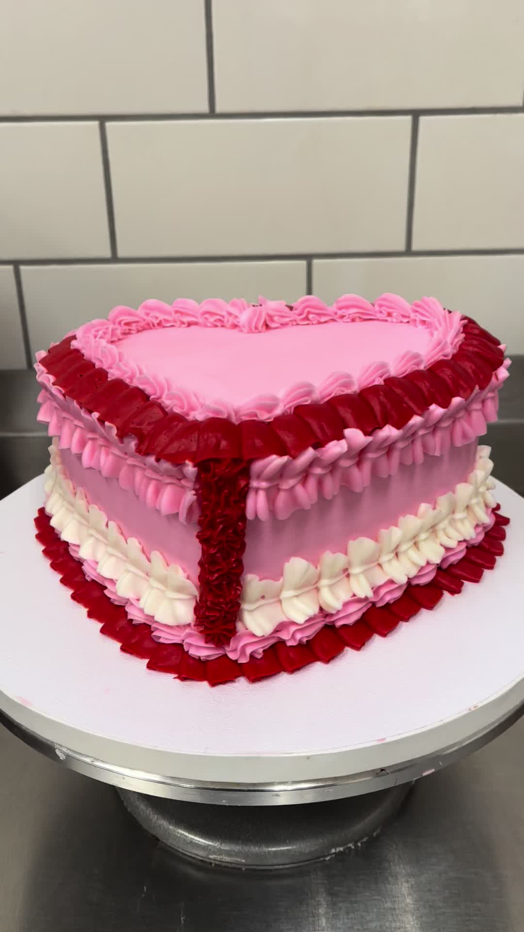 @cakesbyrahila
