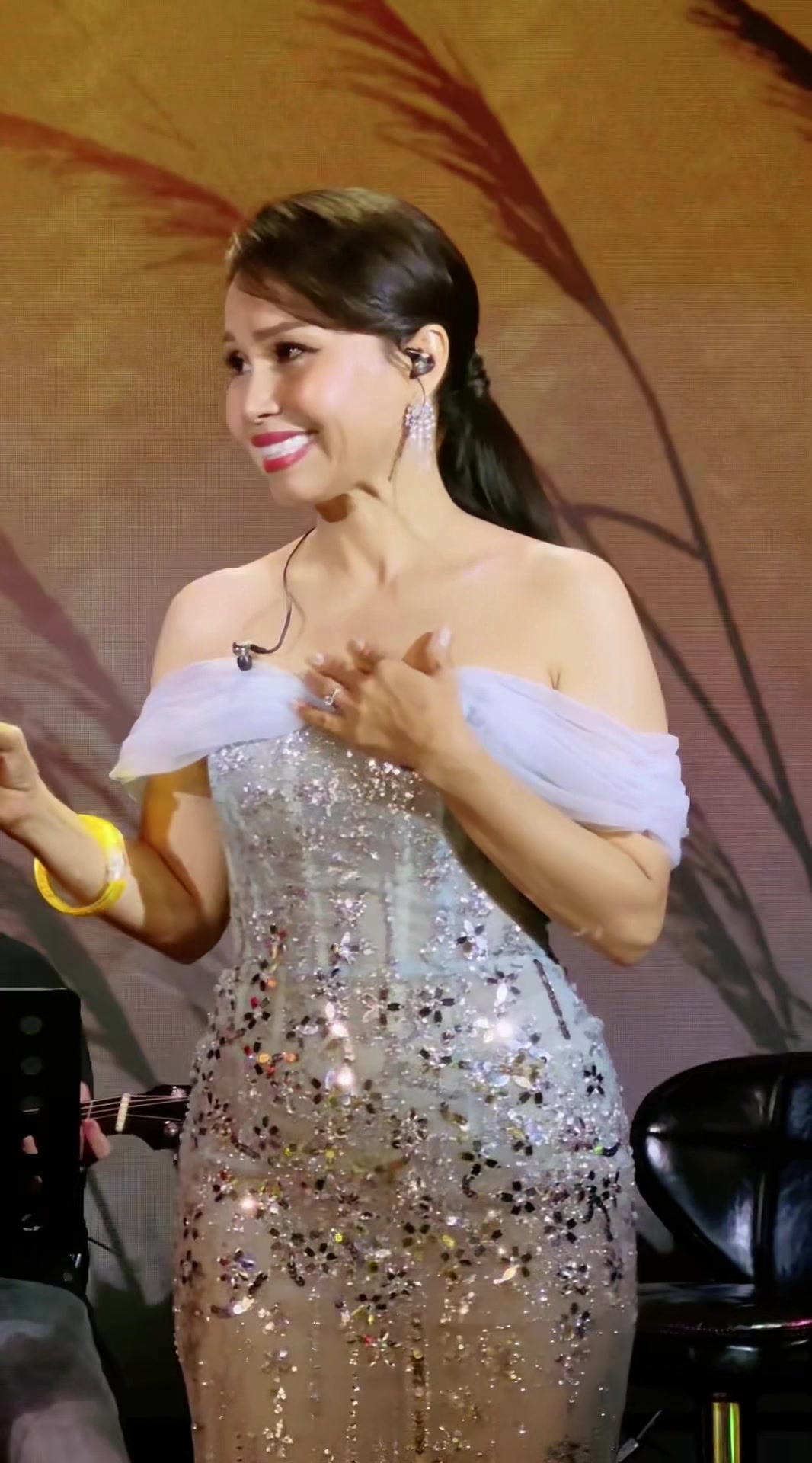 @CẨM LY