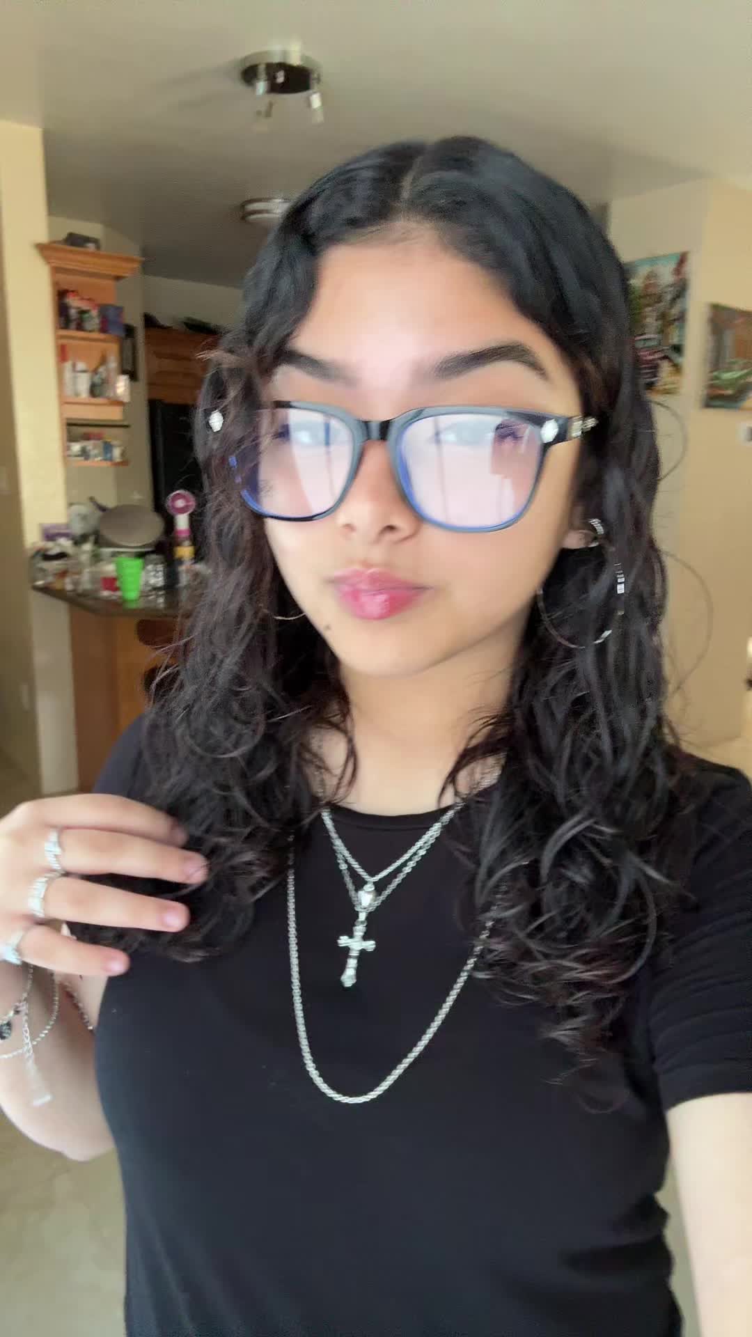 @hidden_t_