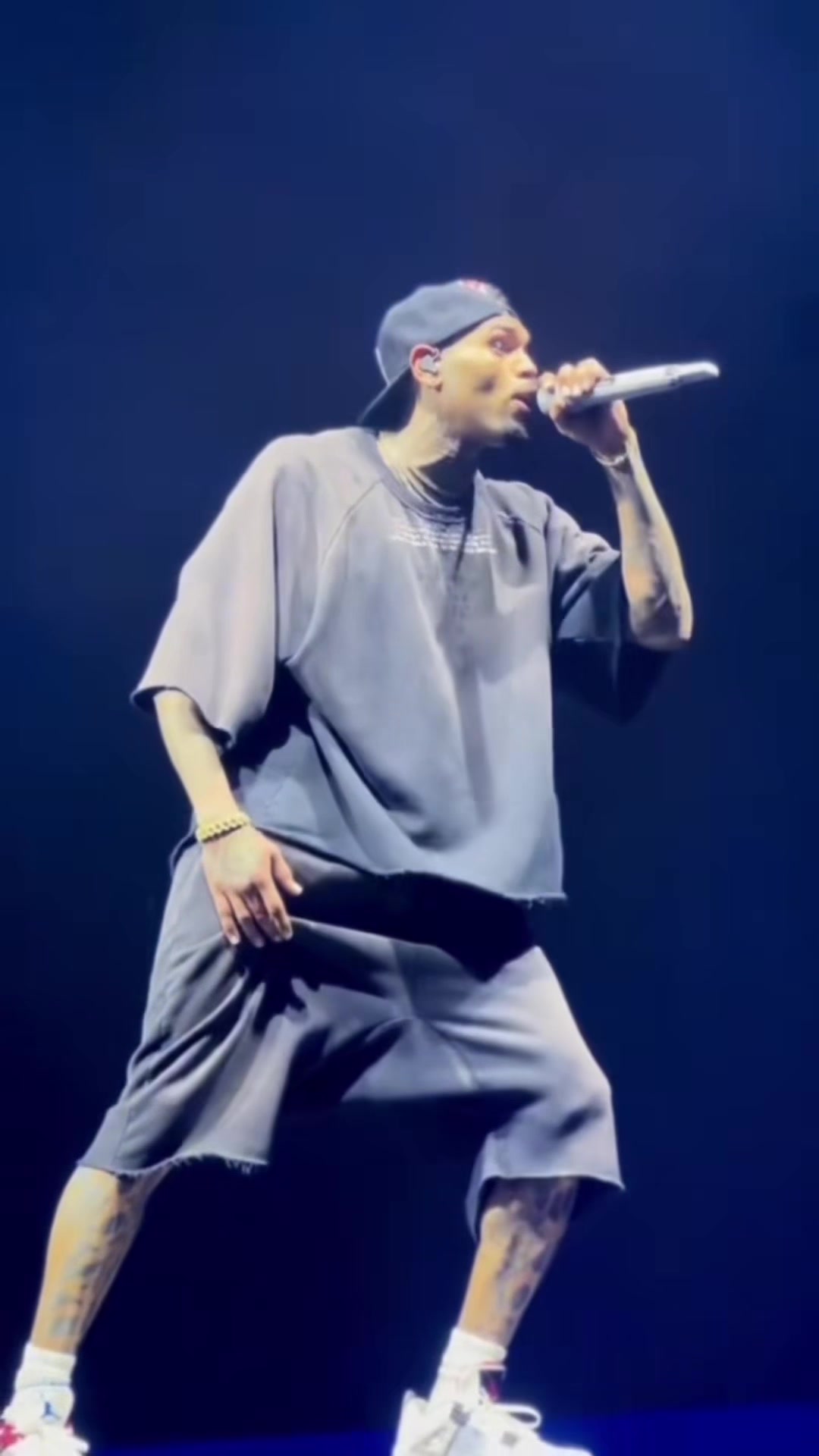 @Breezy Fan 🎶✨
