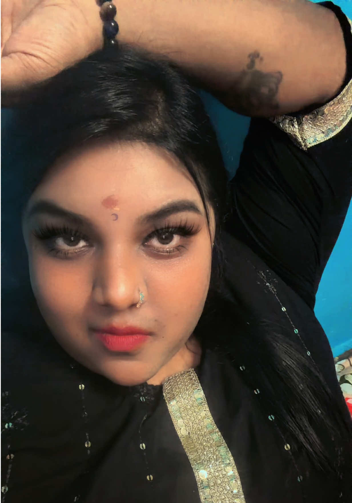 @Nisaa 👑