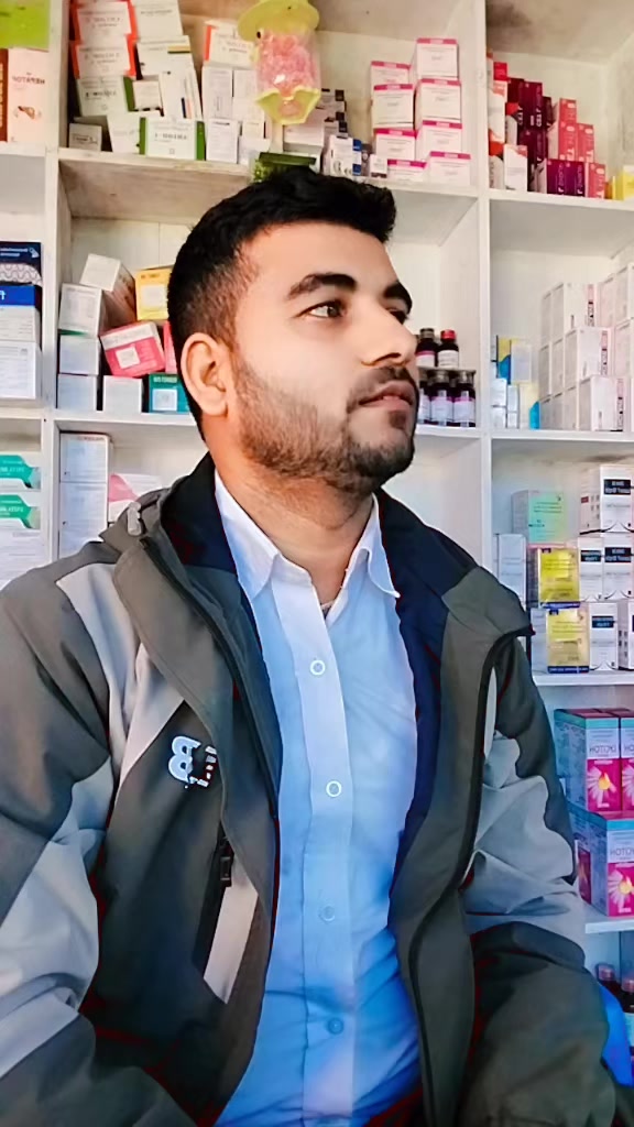 @Dee Bas Neupane ❣️💊💉