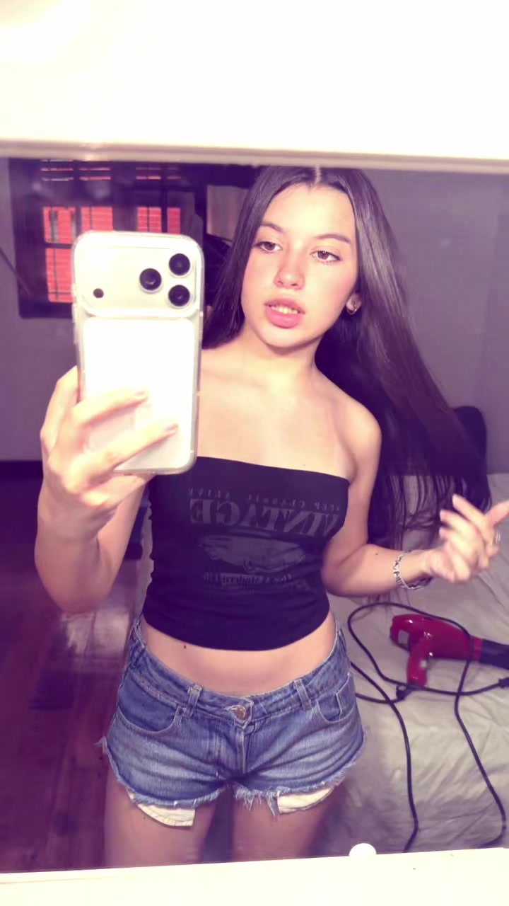 @𝓥𝓪𝓵𝓮𝓷𝓽𝓲𝓷𝓪