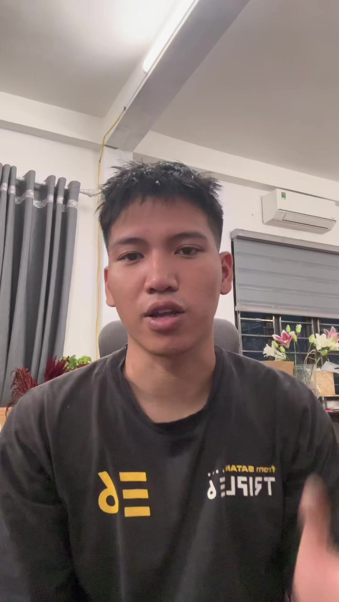@Thợ hoa trong ngõ