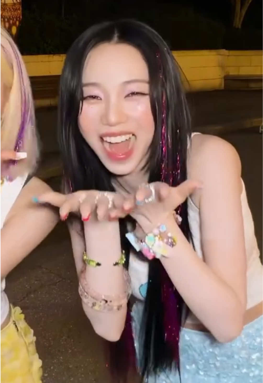 @☺︎