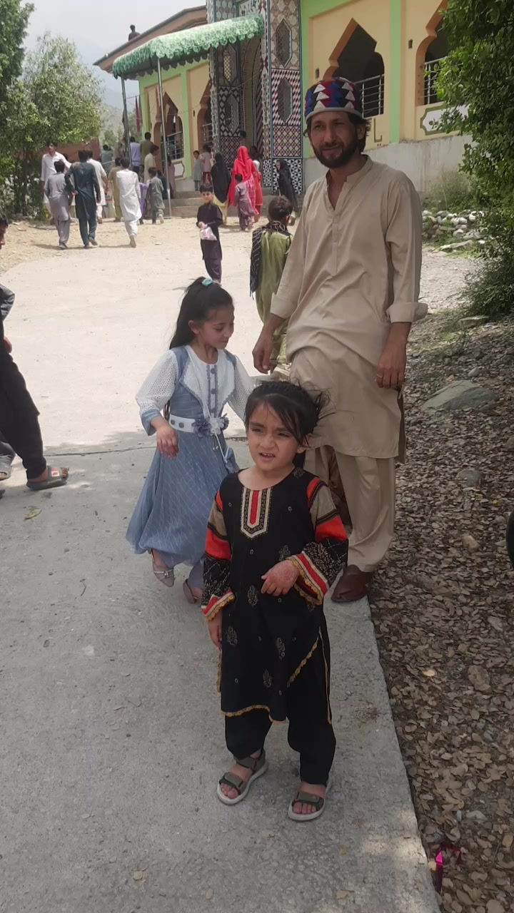 @AREEJ ZAHRA  1214