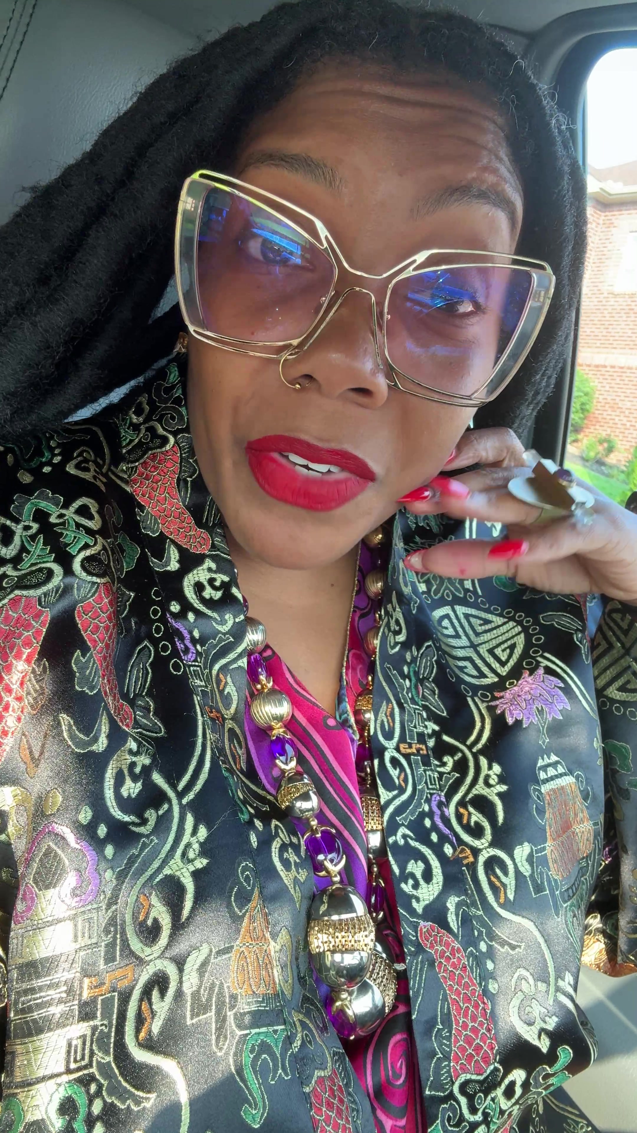 @Drapes & Jewels | Pro Thrifter