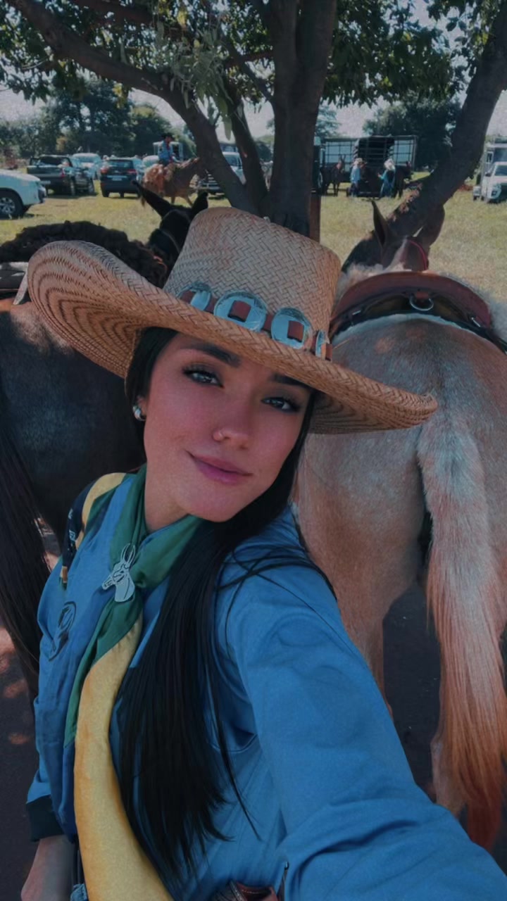 @Geovana Moura
