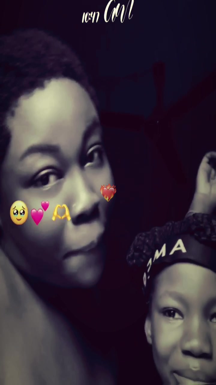 @LyfOfCharmy🧃👑🥀