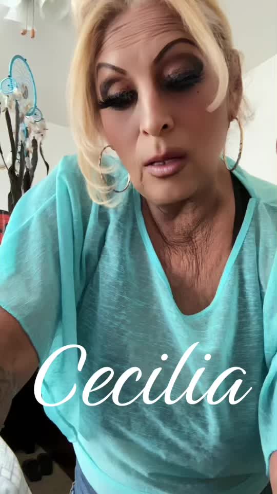 @CeciliaSheila