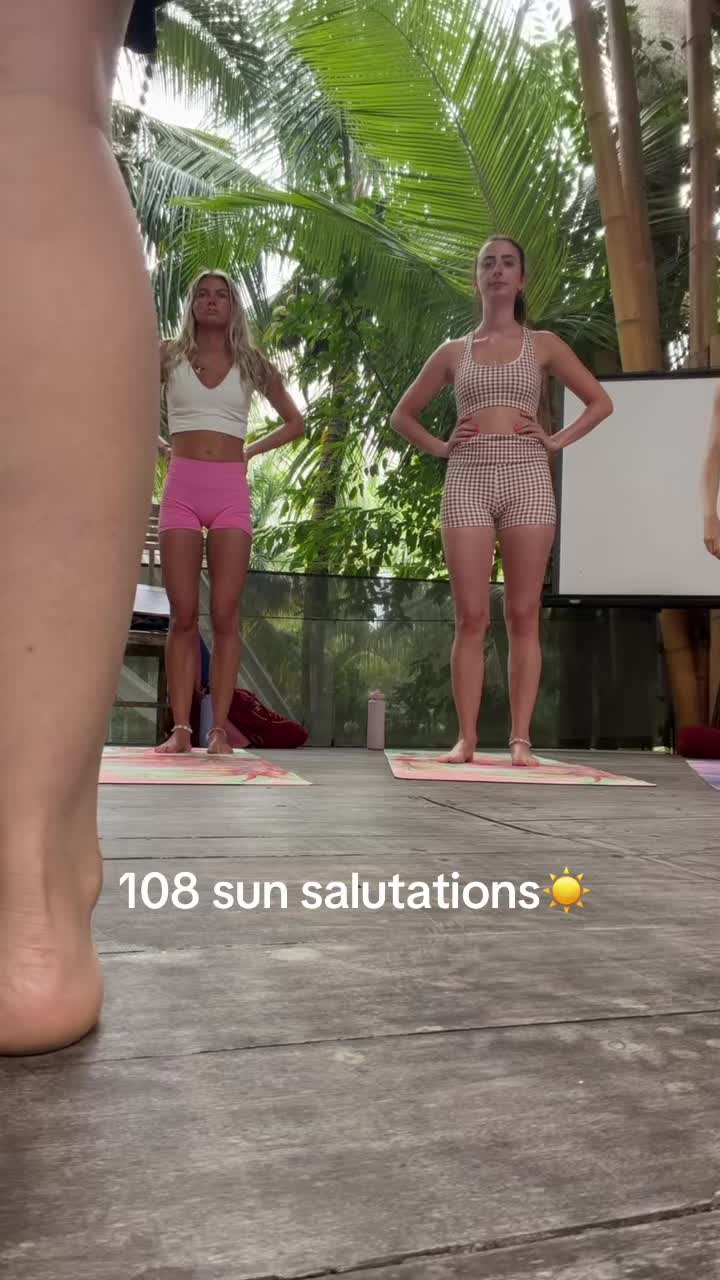 @LivvySamps