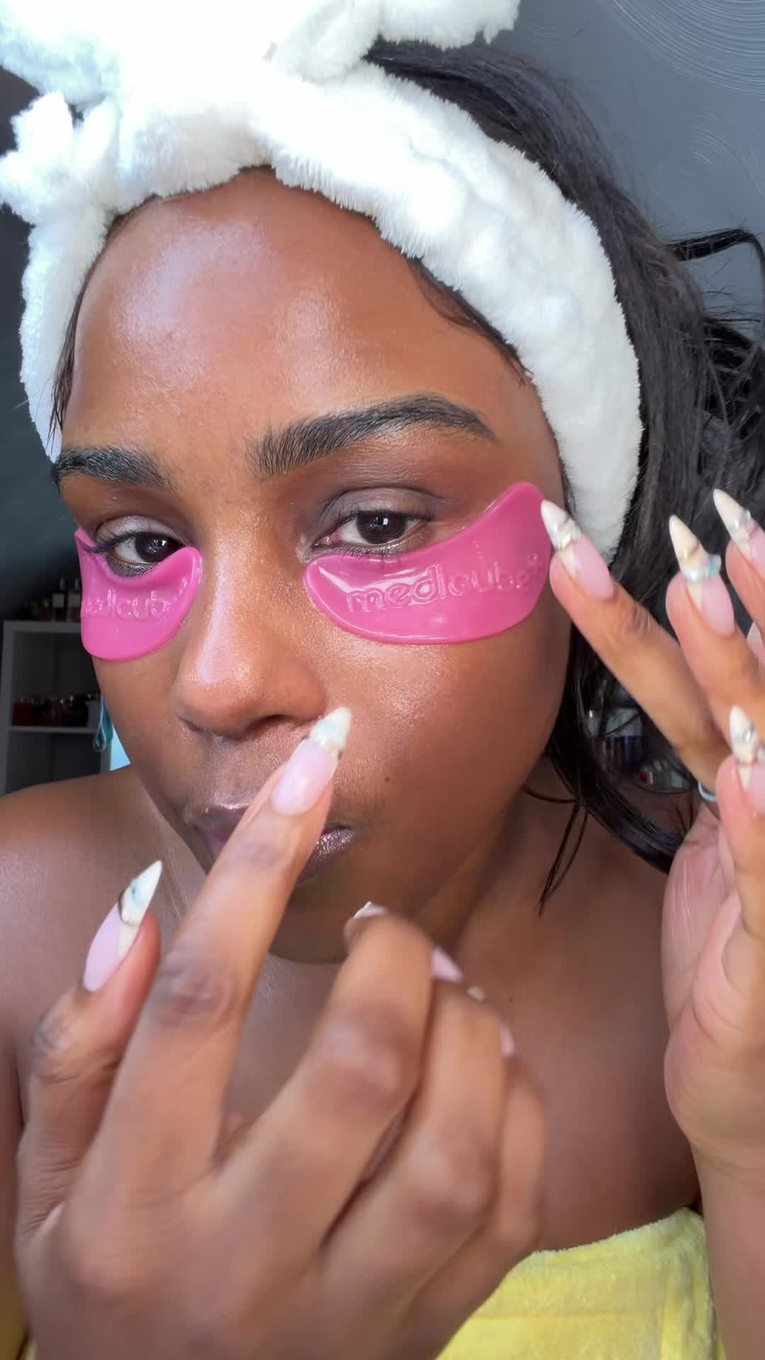 @Yanique