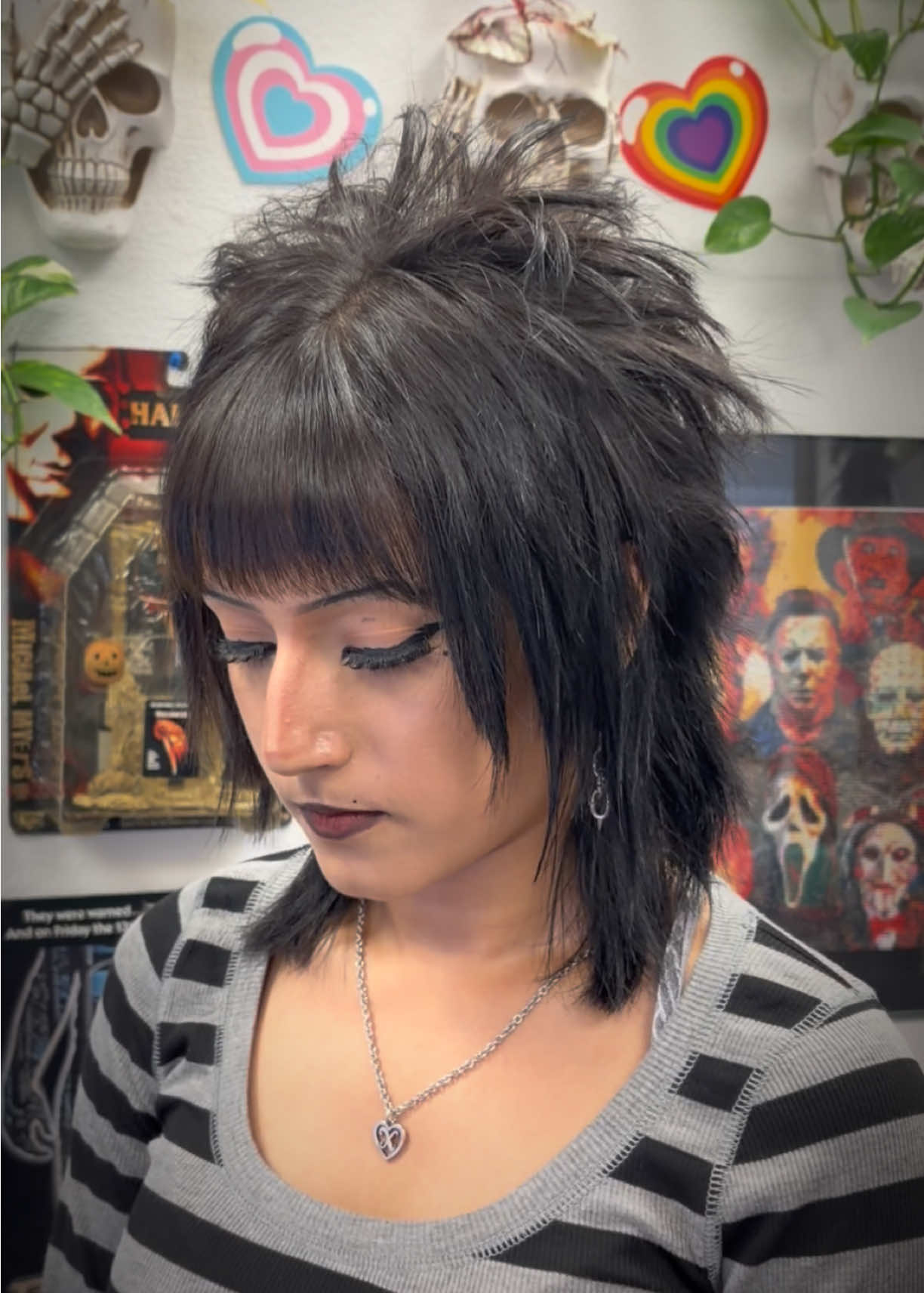 @Looks That Kill Salon