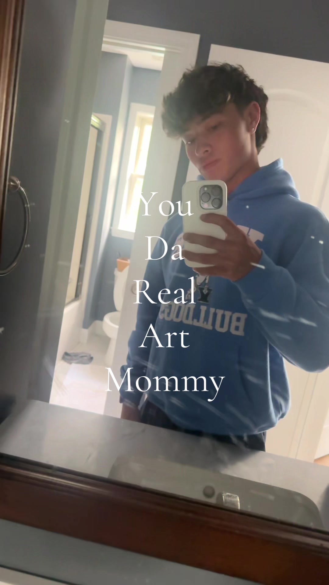 @👑