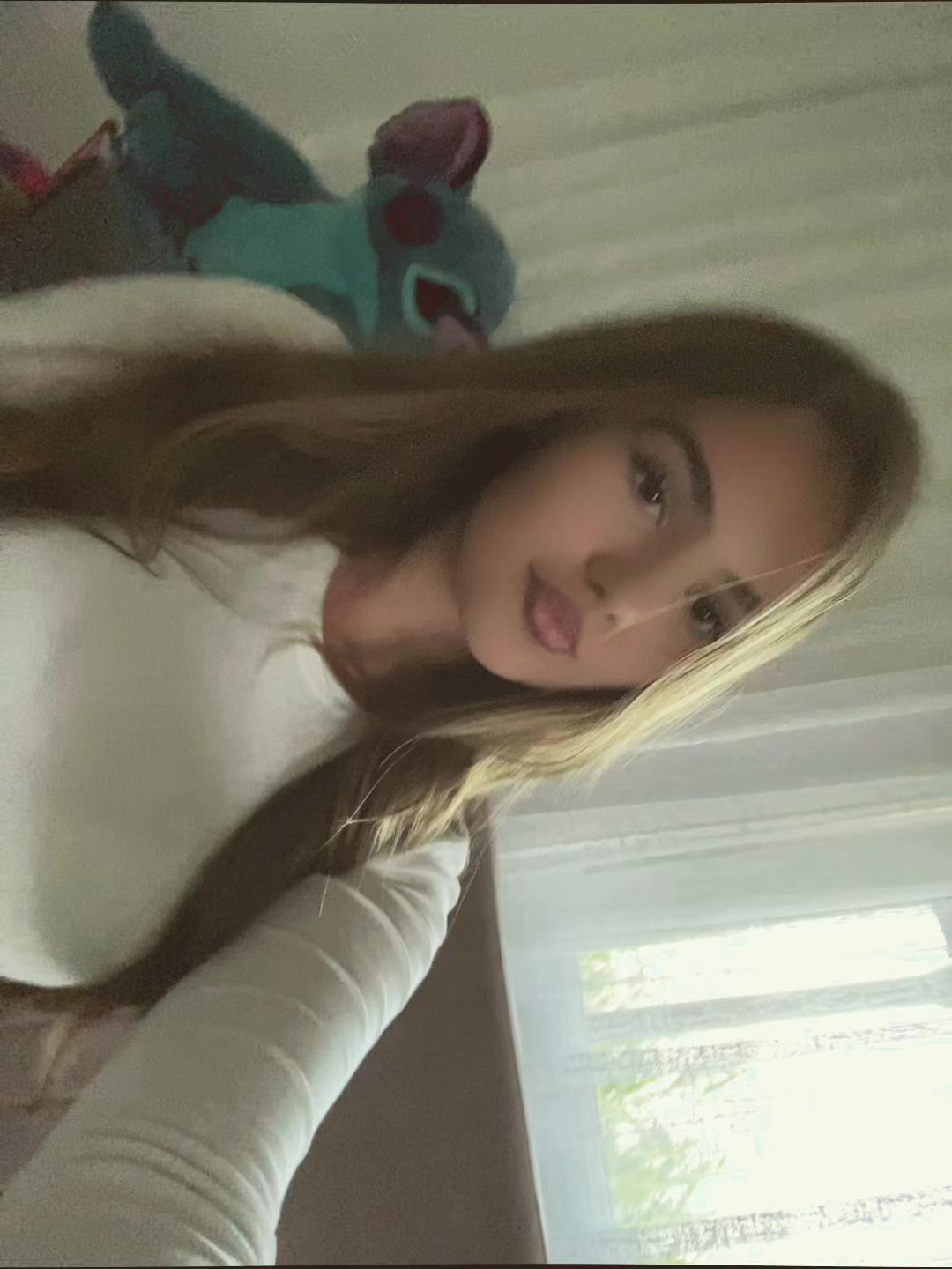 @loriana