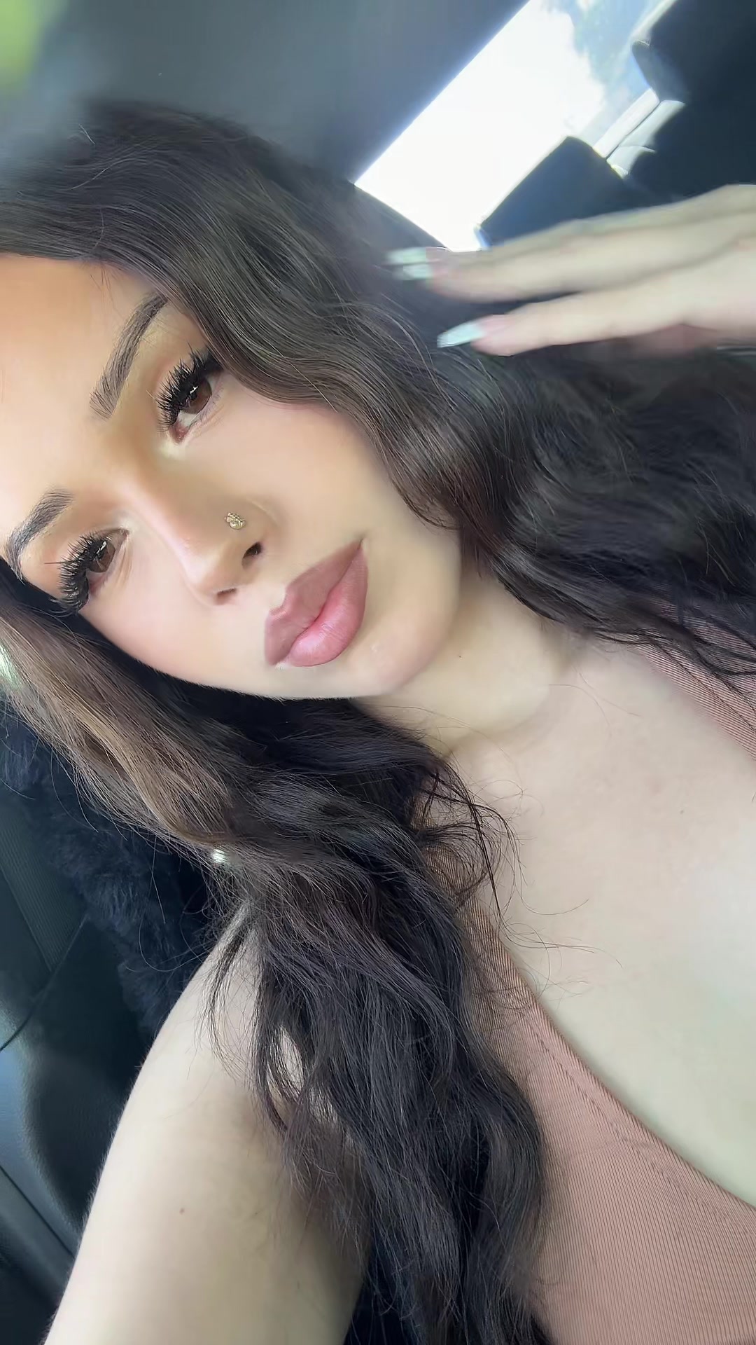 @Halyanna__