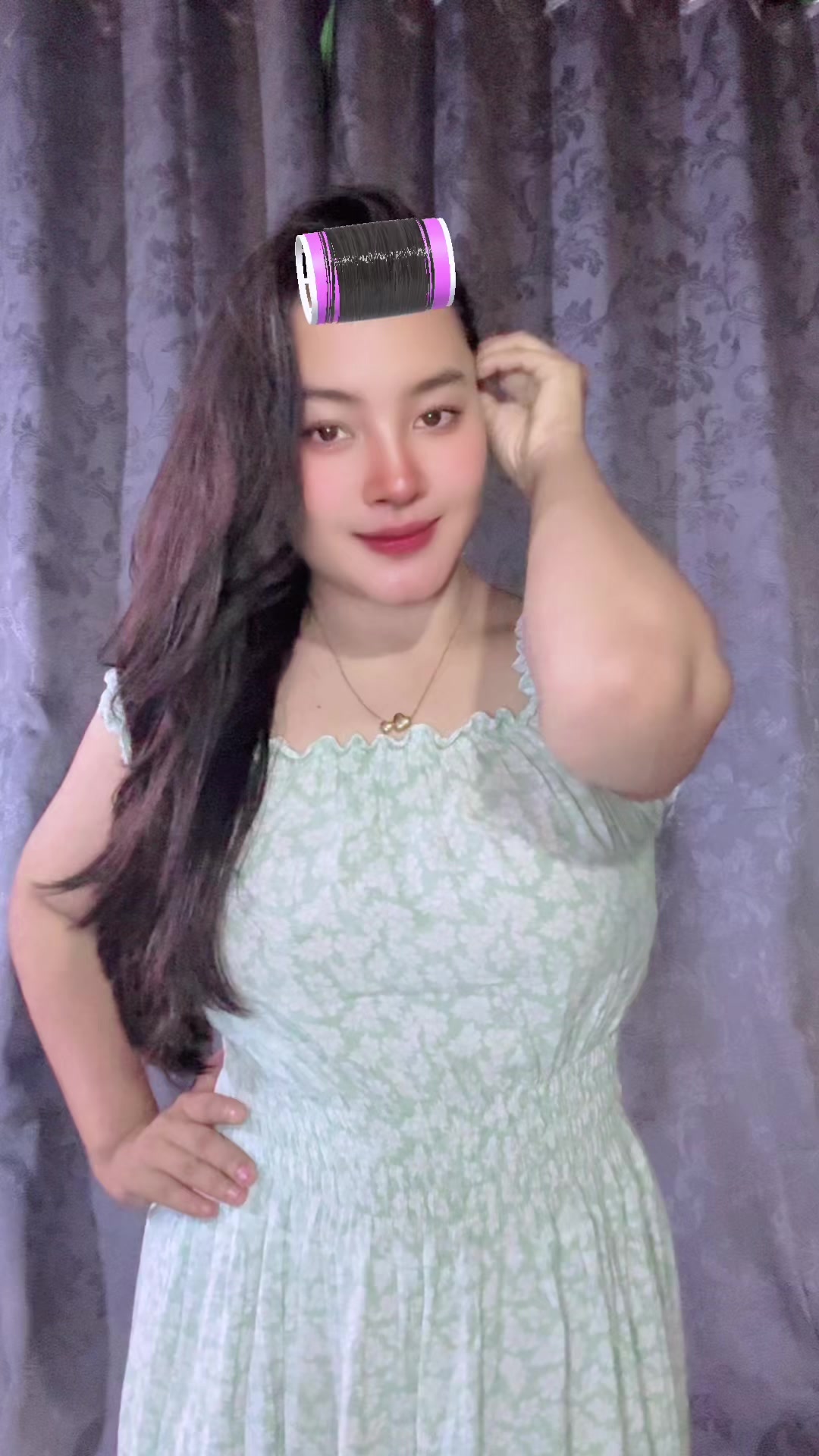 @Tania_