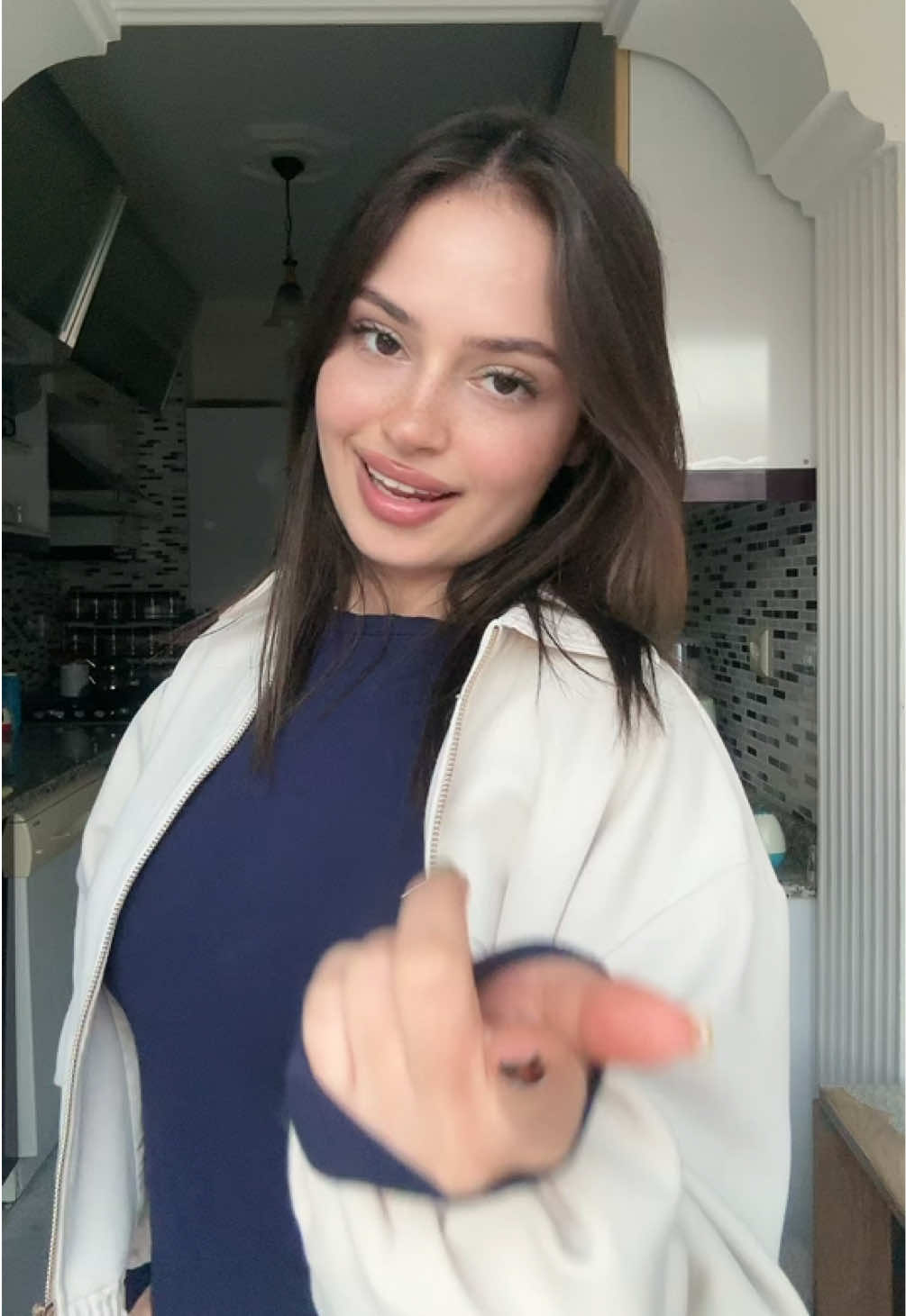 @Lara