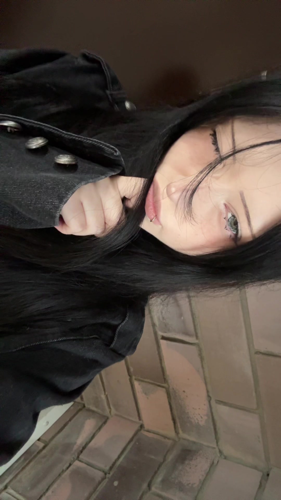 @hiklliryss