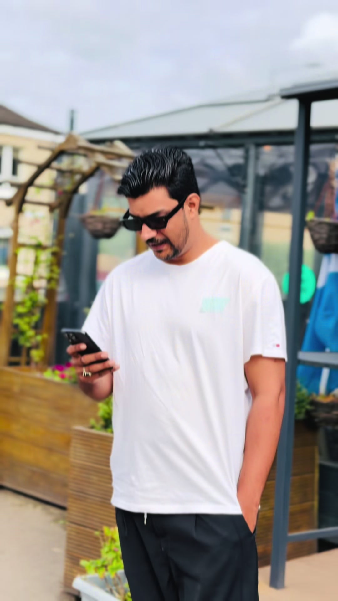 @Ch Sheraz Tarar 🇬🇧
