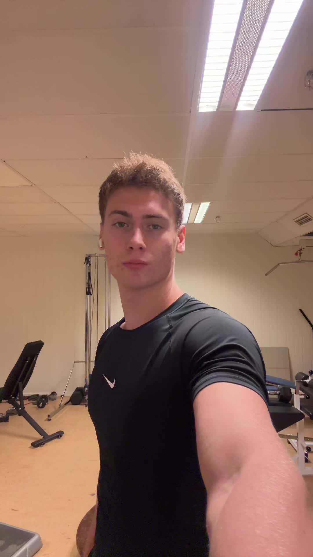 @Леша