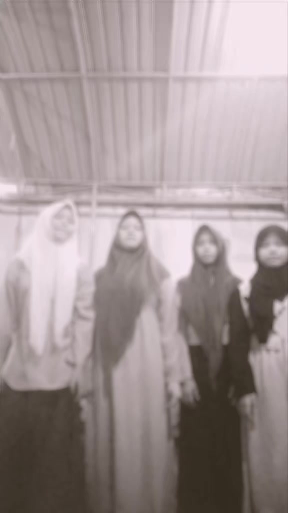 @Four plenger