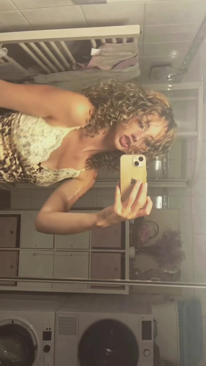 @&dagger;𝓙𝓾𝓵𝔂🐅