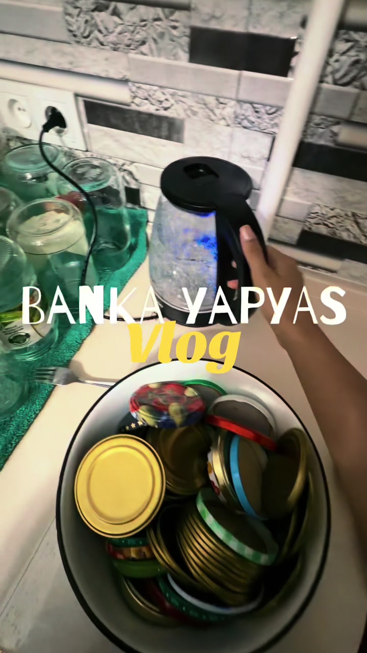 @𝓜
