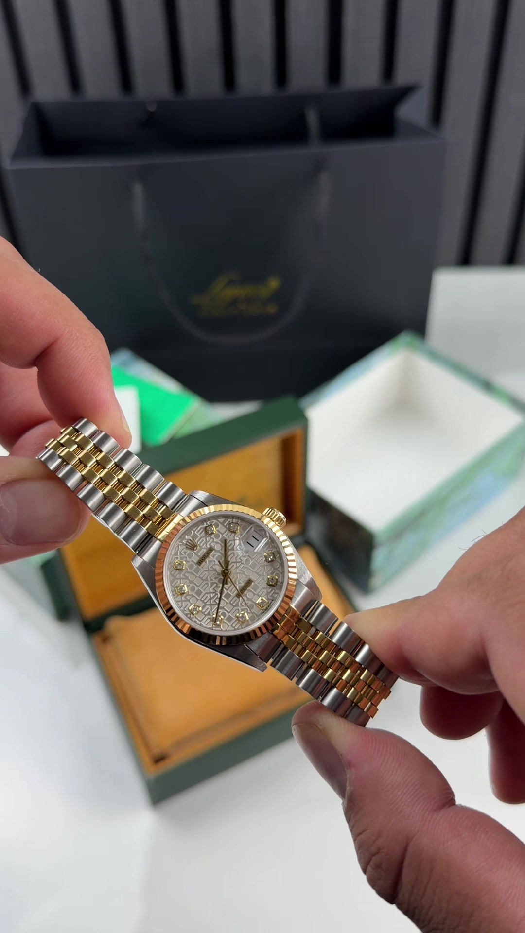 @Legacy Timepieces