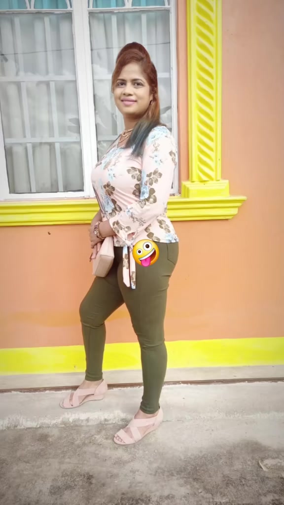 @🧚♀️Farisha Ali🧚♀️