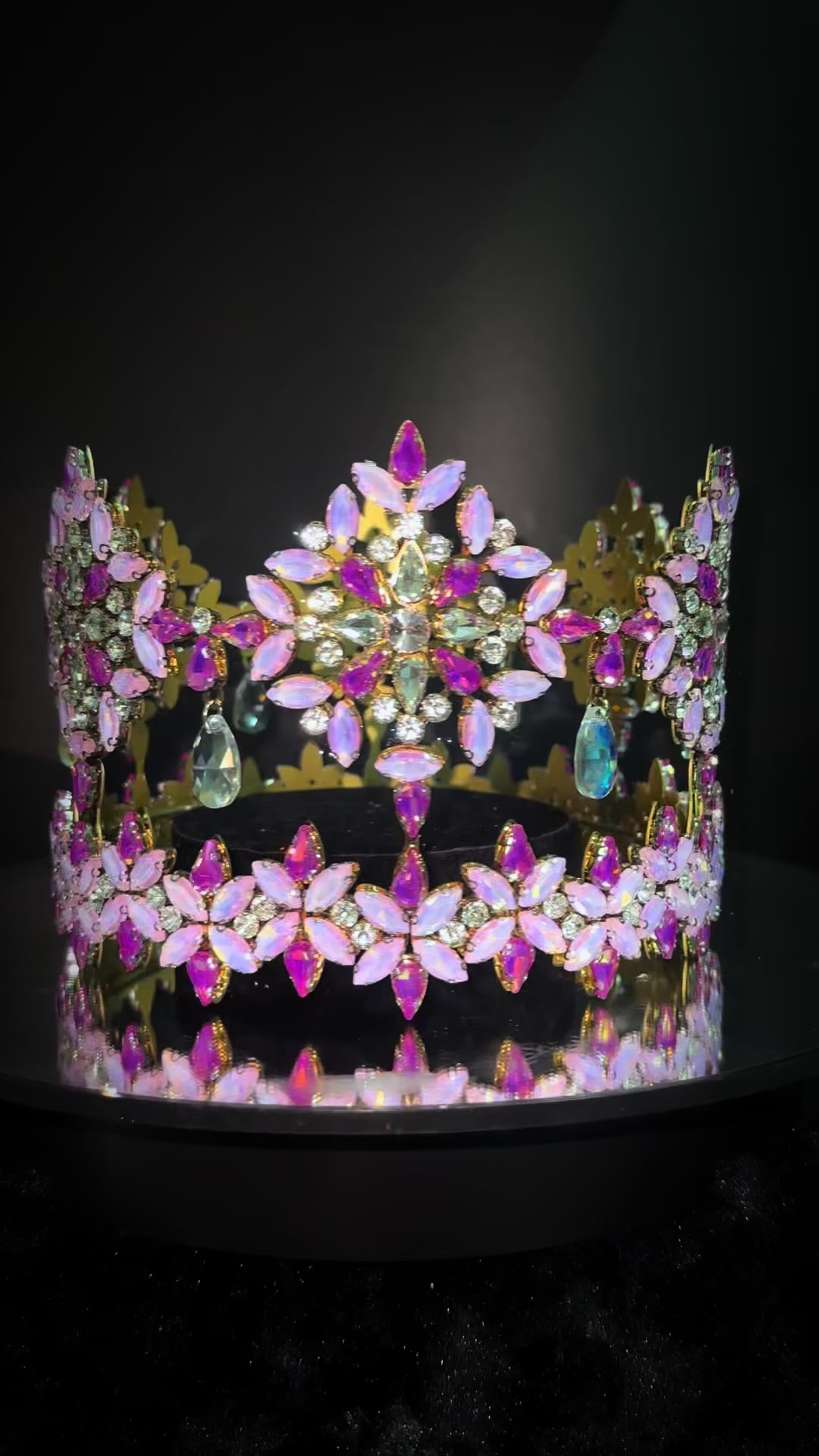 @Lý Thái crown maker